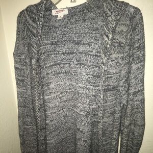 Grey cardigan with hood